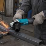 Makita kutna brusilica 115 mm za rezanje i brušenje materijala