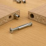Spojnica dimenzije 5x38 mm za montažu namještaja