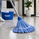 Kleaner brisač za pod sa dugom drškom za jednostavno čišćenje pločica i laminata