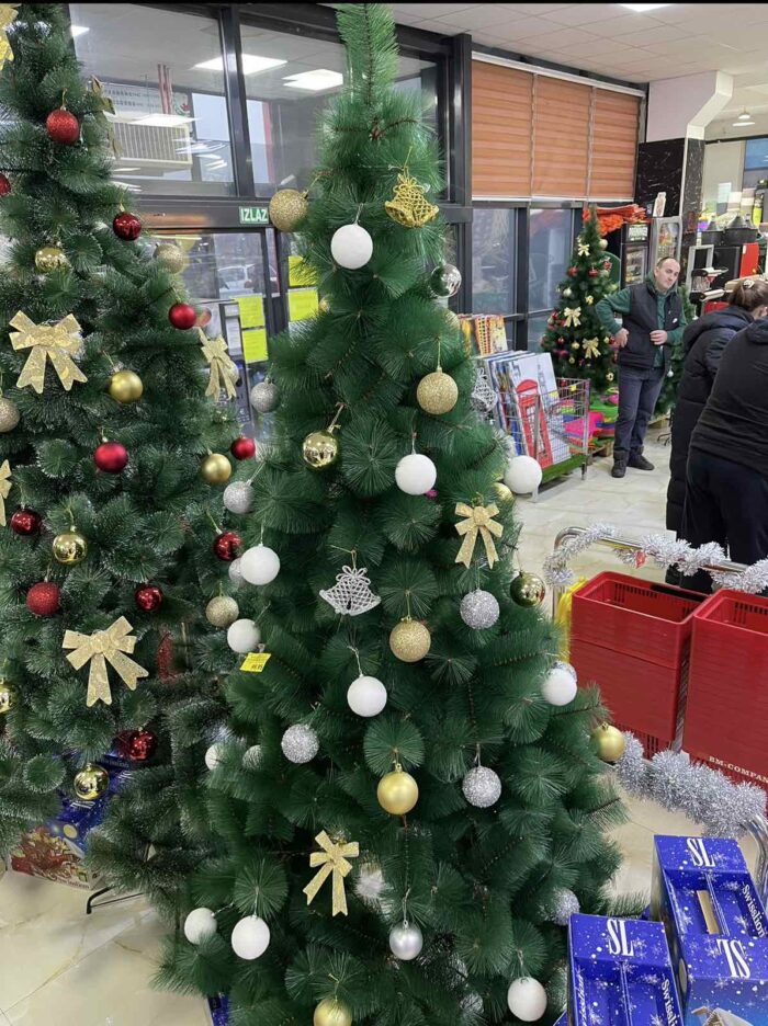 Novogodišnji Zeleni Bor - Image 2