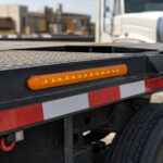 LED signalna lampa kompaktne konstrukcije za saobraćajne i industrijske aplikacije