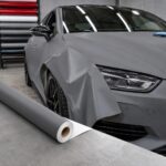 Siva samoljepljiva folija za auto 1,52x18 m za promjenu izgleda vozila