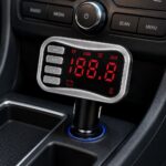 Transmiter Premium Bluetooth FM za bežični prijenos muzike u automobilu