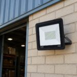 Reflektor LED za dvorište, garažu, radionicu i skladište
