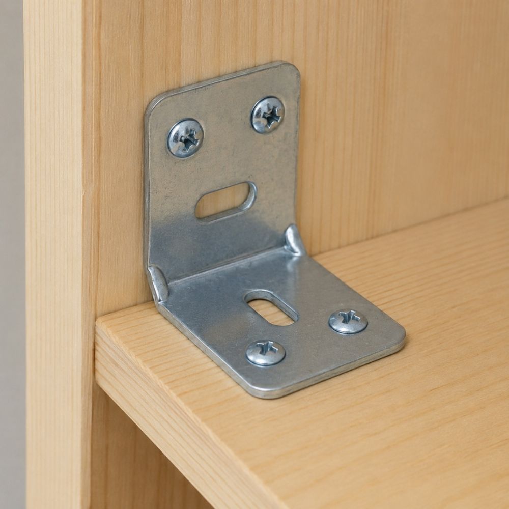 Ugaoni nosač 45x45x25 mm za stabilno učvršćivanje konstrukcija