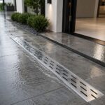 Kanalica za odvod vode idealna za tuš kabine, terase, garaže i druge površine sa vlagom.