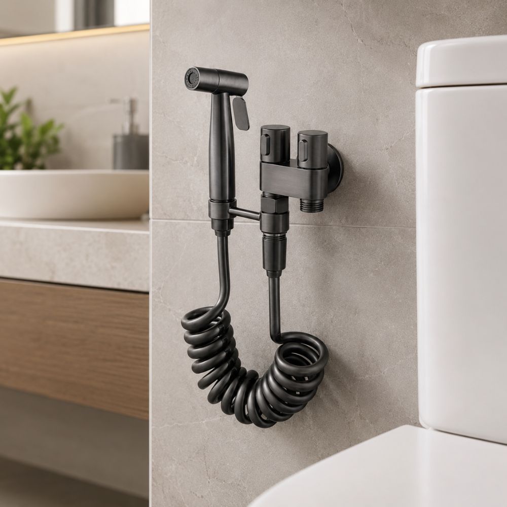 set-za-kupatilo-antracit Set za kupatilo antracit boje modernog izgleda, pogodan za domove, apartmane i poslovne prostore.