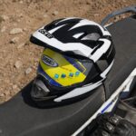 Full face enduro kaciga GSB crno bijela za sigurniju off road vožnju