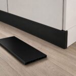 Cokl profil za kuhinju PVC 10 cm otporan na vlagu i habanje