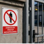 Ilustracija znaka zabranjen pristup nezaposlenima 20x30 cm za industrijske i poslovne objekte