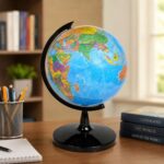 Školski globus sa postoljem 20 cm plavi za učenje geografije