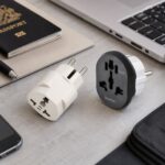 Adapter za evropski utikač praktičan je za korištenje kompatibilnih električnih uređaja tokom putovanja u SAD