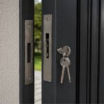Brava za dvorišnu kapiju od čelika za pouzdanu zaštitu privatnih i poslovnih objekata