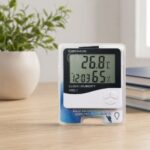 Digitalni higrometar i termometar za praćenje temperature i vlage u prostoriji