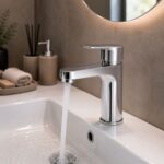 Kupatilska slavina za lavabo modernog dizajna pogodna je za svakodnevnu upotrebu i jednostavnu montažu