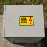 Naljepnica Oprez Visoki Napon 30x20cm - Image 3