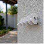 Grafički prikaz plastičnog tipla za fasadu namijenjenog sigurnoj montaži izolacionih materijala.