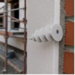 Ilustracija izolacionog tipla 50 mm za pričvršćivanje termoizolacionih ploča na fasadne i zidne površine.